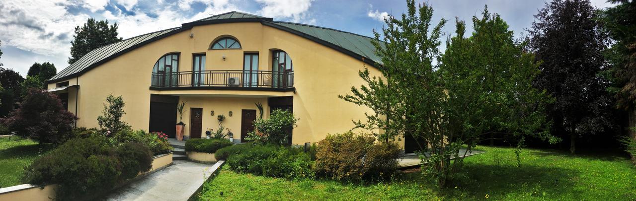 Villa Olivares Corbetta Εξωτερικό φωτογραφία